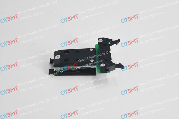 CONNECTOR CLIP MEDIUM