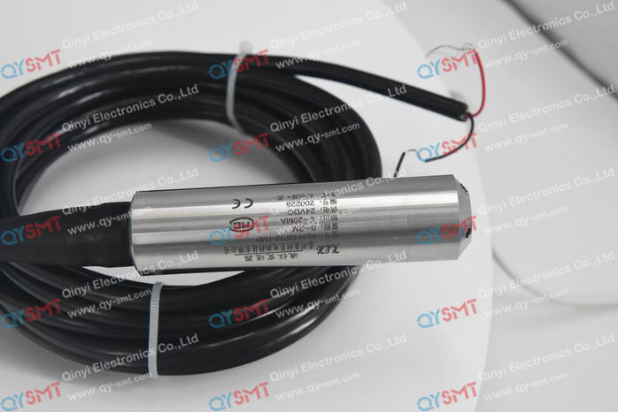 Probe pressure control fluid sensor