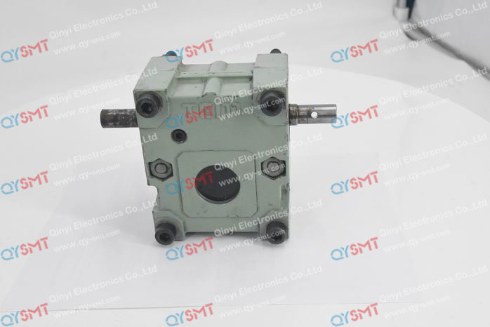 REDUCTION GEAR