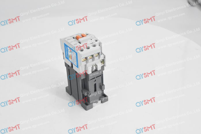 Contactor  220V 18A, 440V 13A