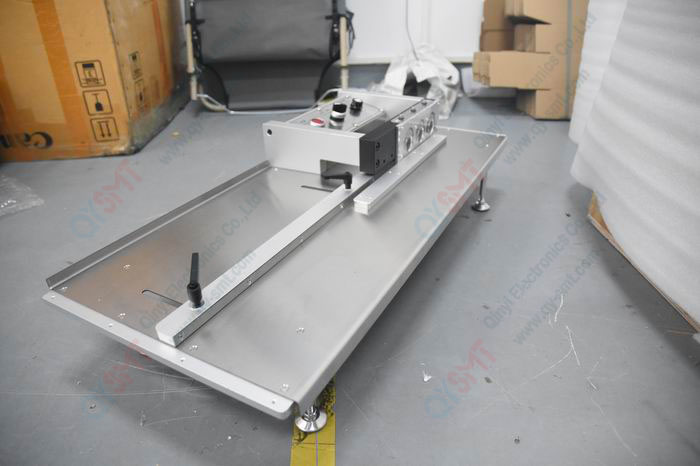 V-cut table 2.4m