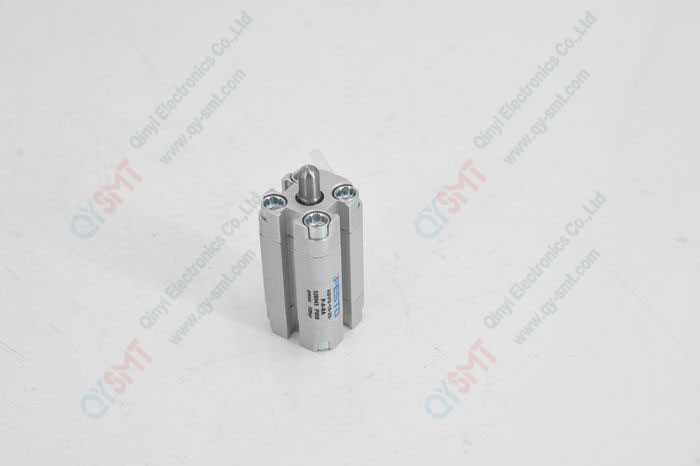 Conveyor adjustment cylinder