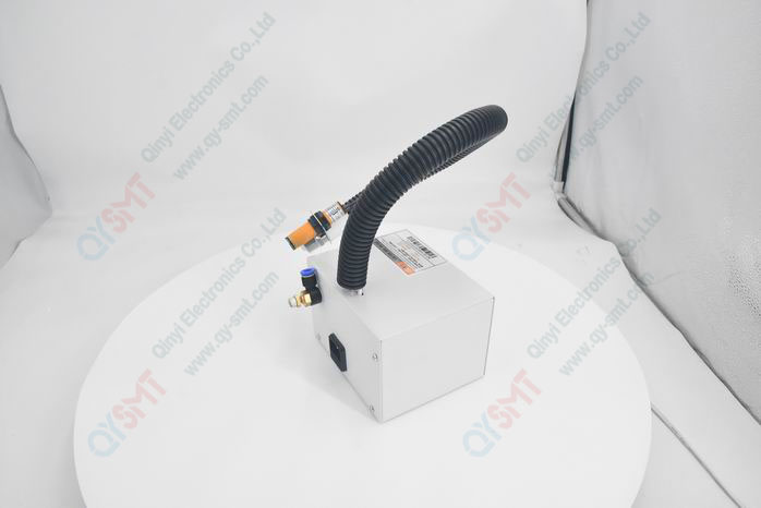 Ionizing air snake
