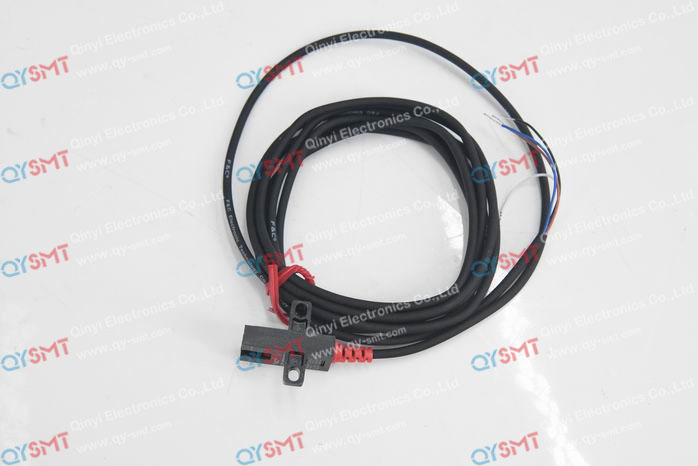 Photo electric sensor