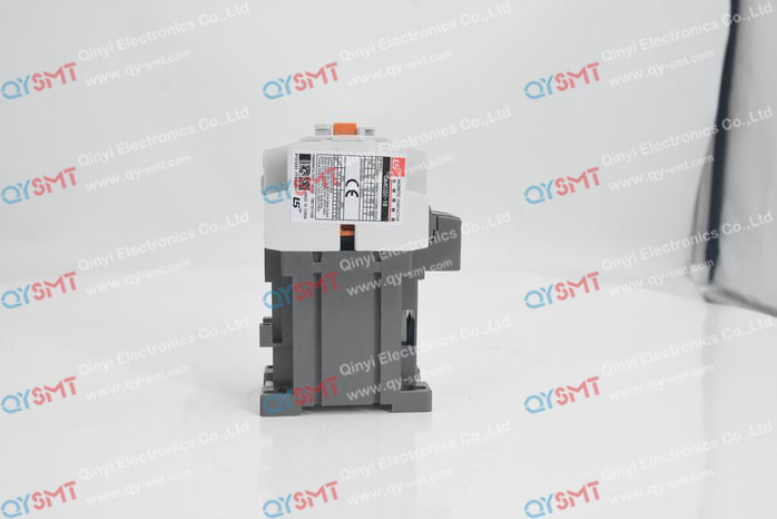 Contactor  220V 18A, 440V 13A